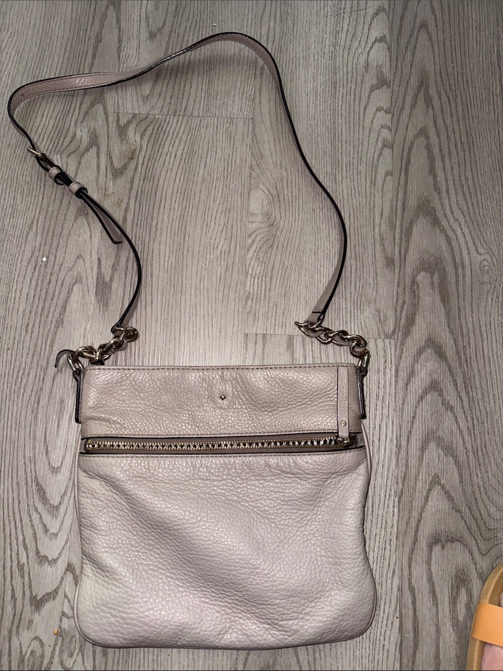 Classic Pebbled Leather Crossbody Bag in Light taupe